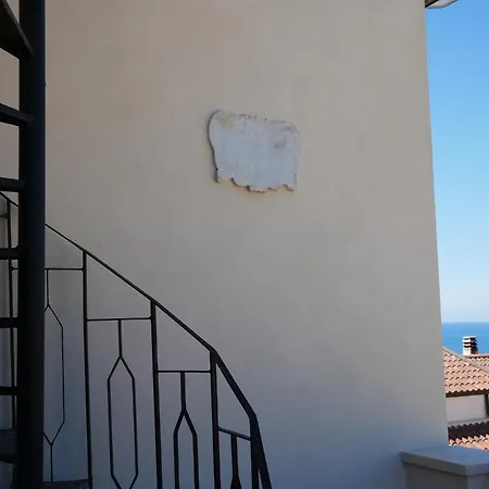 Casa La Torre Degli Dei * Torre Marino