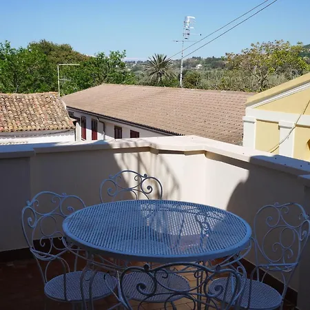 Casa La Torre Degli Dei *